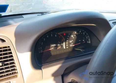 2003 Toyota Camry Le V6 from USA, damaged, VIN 4T1BF32K13U555359